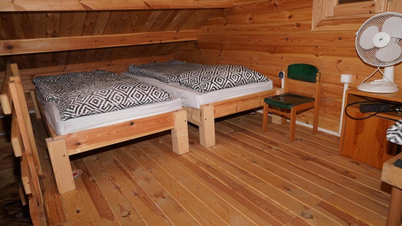 Wypoczynek Hnatczak Hotel Debrzno Bagian luar foto